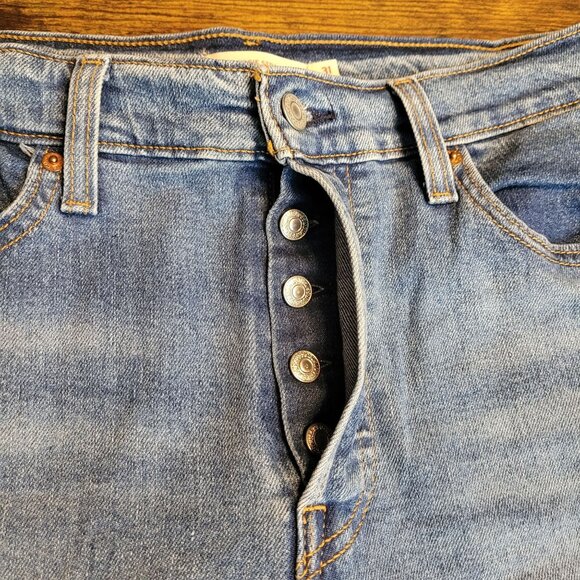 Levi's Jeans Size 31 Wedgie Straight Button Fly High Rise Medium Light Wash - Picture 4 of 13